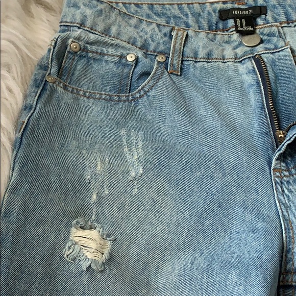 👖 FOREVER 21 Boyfriend ripped jeans - Picture 4 of 8